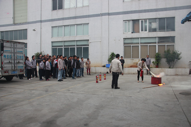 英利印刷消防演習(xí) 英利印刷消防演習(xí)