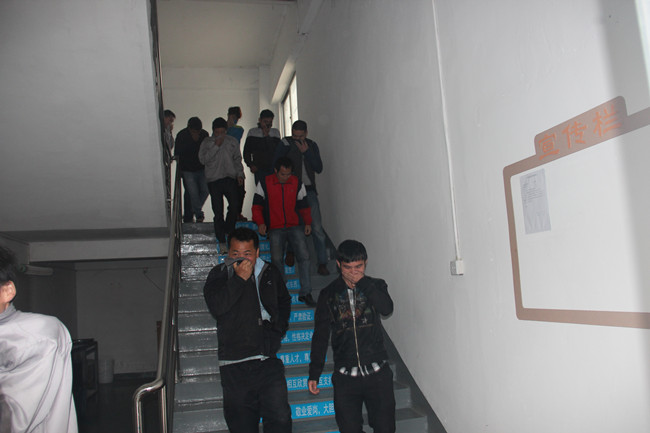 英利印刷消防演習(xí) 英利印刷消防演習(xí)