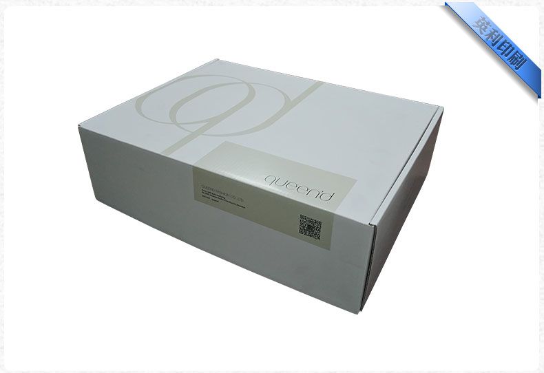 服裝包裝彩盒定制時(shí)需要考慮哪些方面？